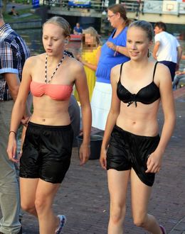 Naked teens with no big breasts,..