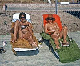 Retro nude pictures with family nudists